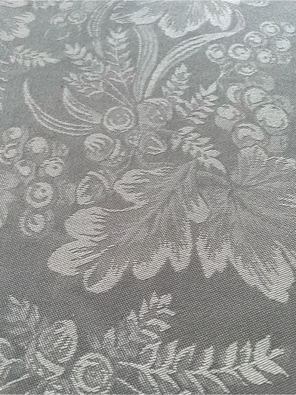 Benson Mills Vintage Tablecloth Oblong 60 x 120 Harvest Jacquard Pattern